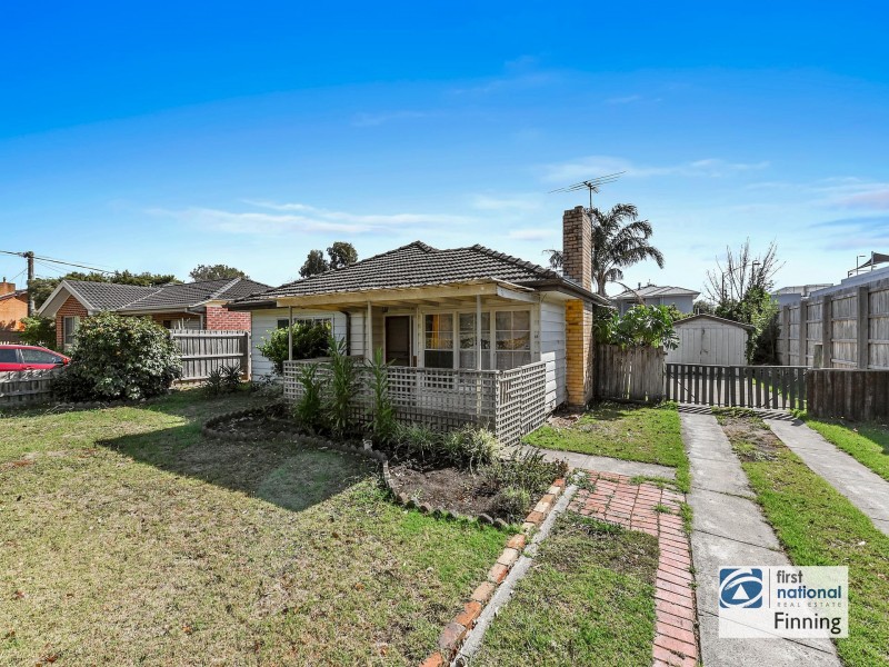 65 Cranbourne Drive, Cranbourne VIC 3977