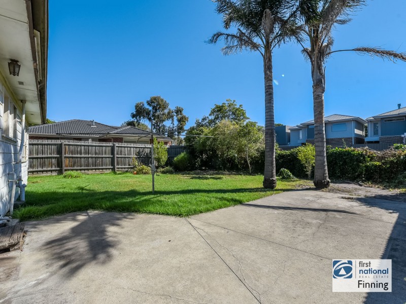 65 Cranbourne Drive, Cranbourne VIC 3977