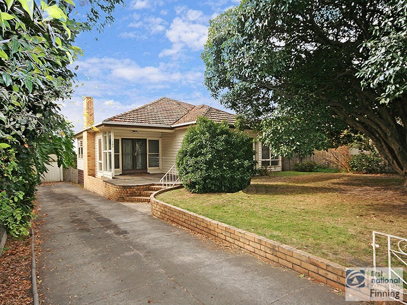 143 Sladen Street, Cranbourne VIC 3977