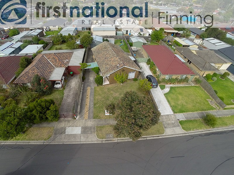 30 Campbell Parade, Cranbourne VIC 3977