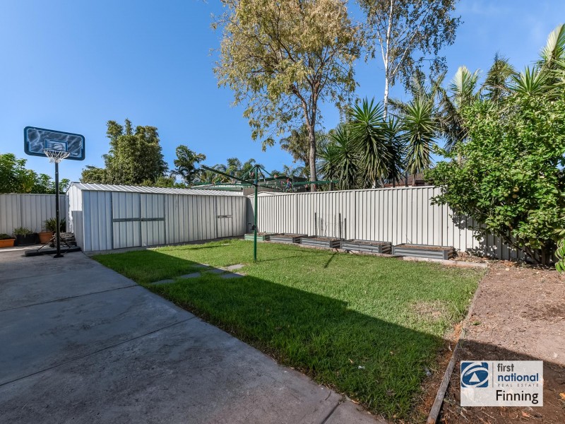 2 Oakmont Place, Cranbourne West VIC 3977