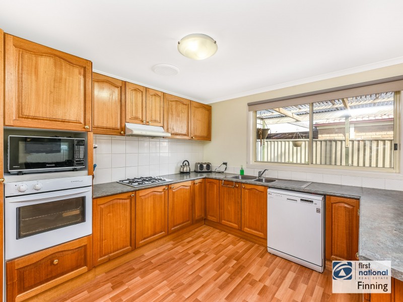 2 Oakmont Place, Cranbourne West VIC 3977