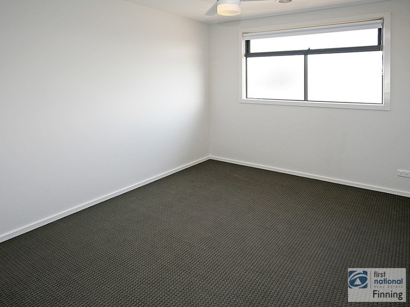 44 Cherrington Avenue, Officer VIC 3809