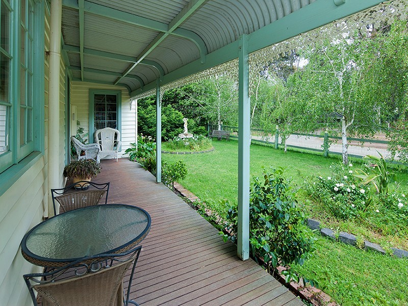 15 Garden Street, Cranbourne East VIC 3977