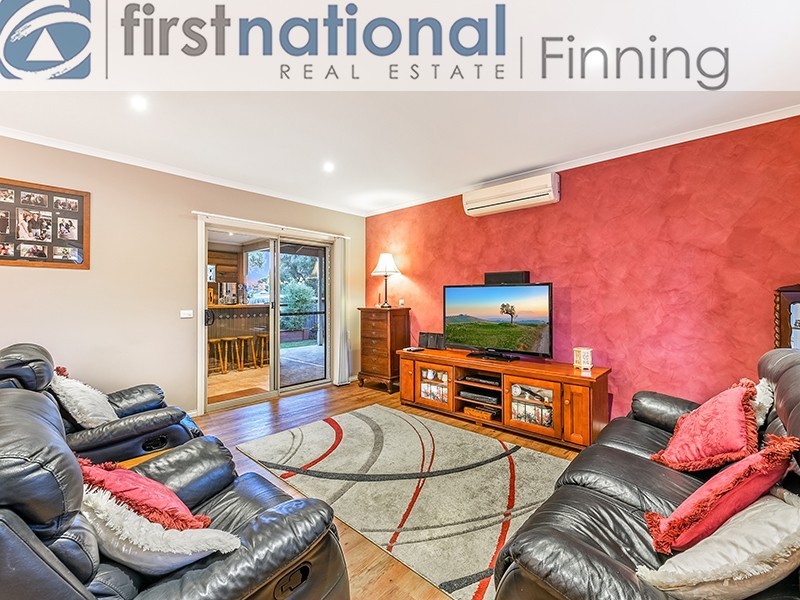 19 Gentle Annie Drv, Blind Bight VIC 3980