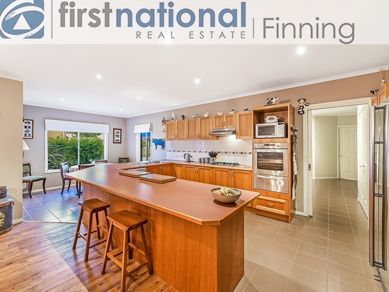 19 Gentle Annie Drv, Blind Bight VIC 3980