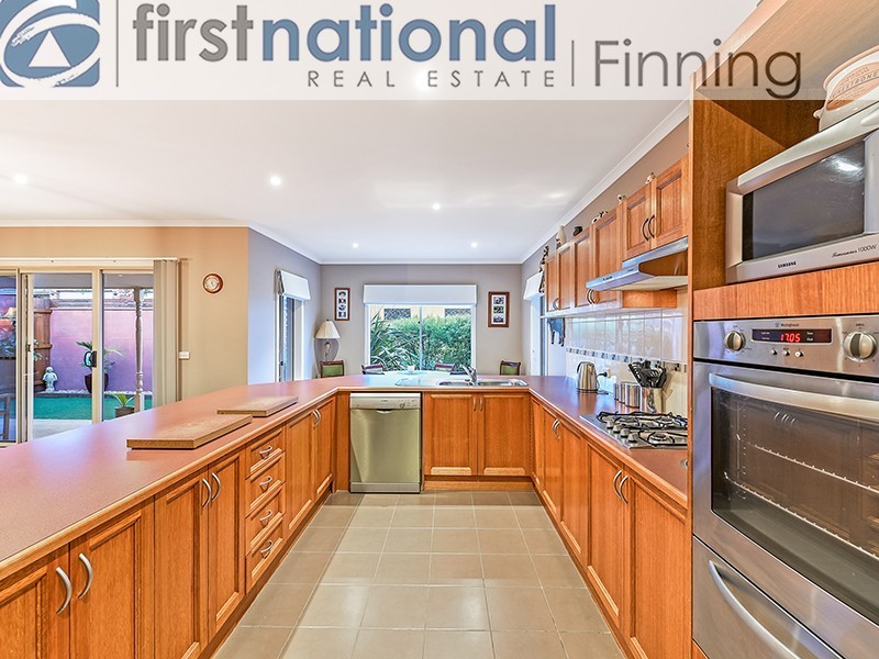 19 Gentle Annie Drv, Blind Bight VIC 3980