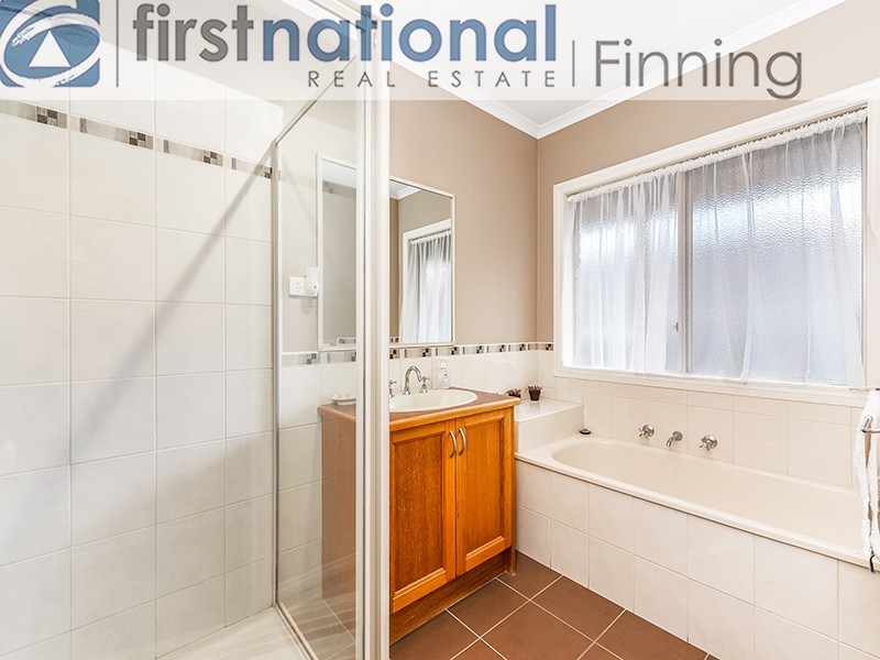 19 Gentle Annie Drv, Blind Bight VIC 3980