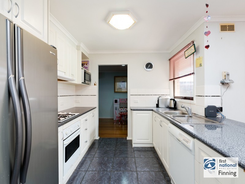 5 Kennedy Court, Cranbourne North VIC 3977