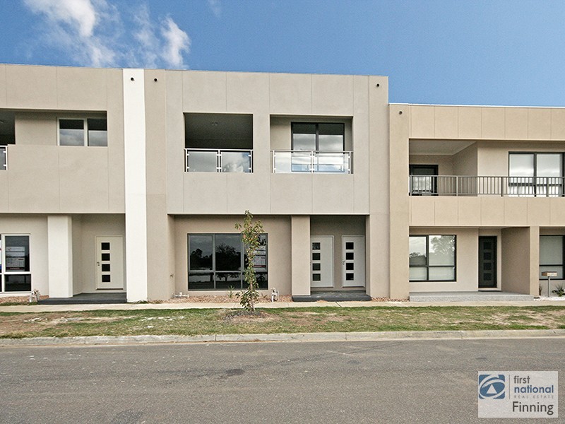 37 Fergus Lane, Cranbourne VIC 3977
