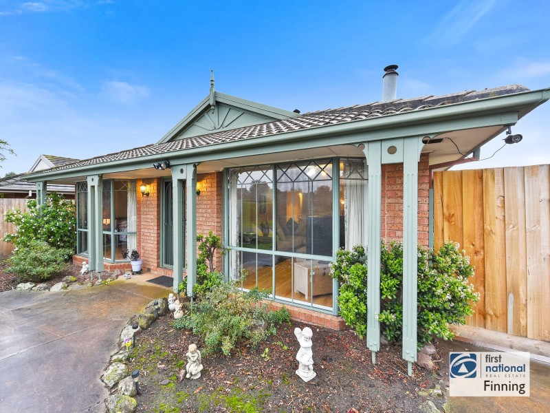 16 Neptune Place, Cranbourne West VIC 3977