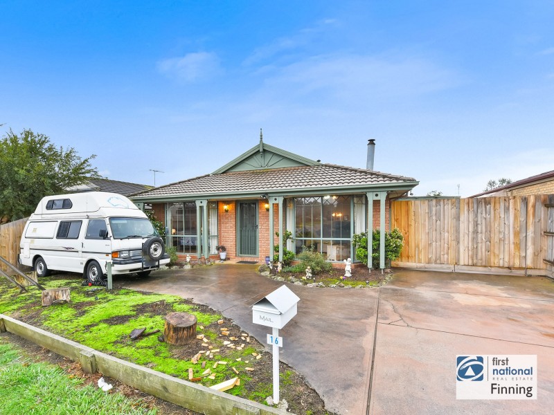 16 Neptune Place, Cranbourne West VIC 3977