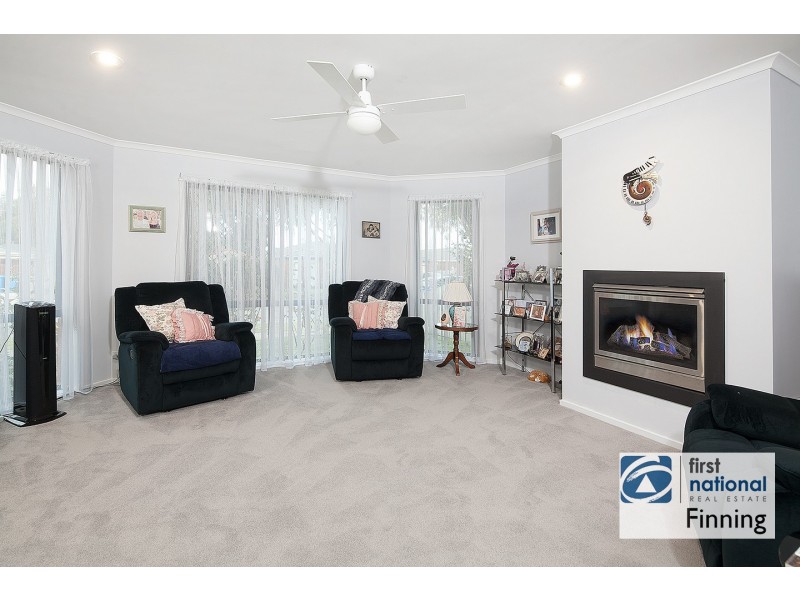 21 Jasa Crescent, Cranbourne West VIC 3977