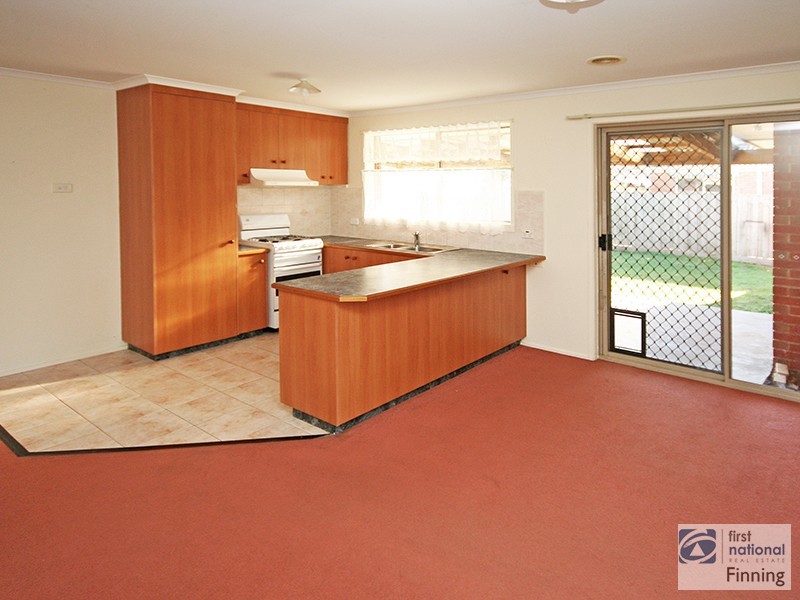 2 Talma Place, Cranbourne VIC 3977