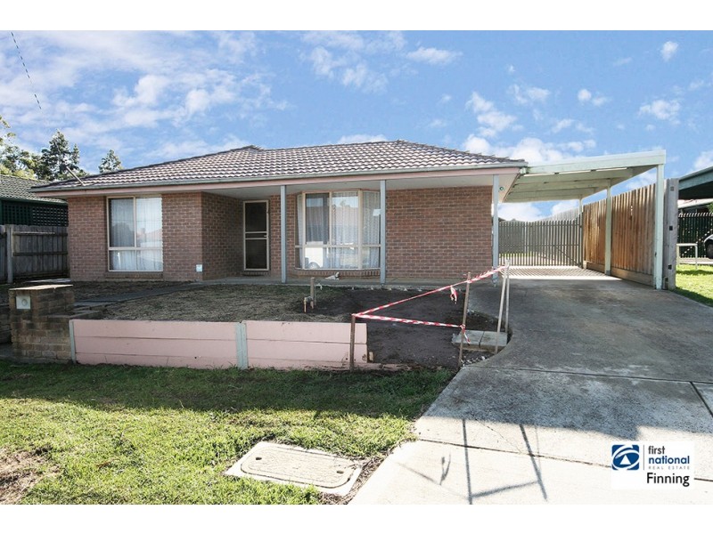 2 Dior Court, Cranbourne VIC 3977