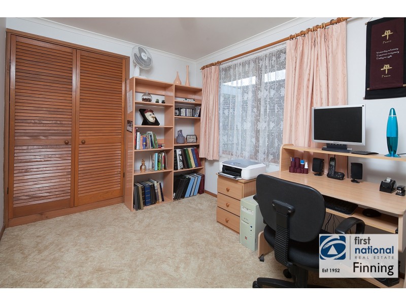 7 Denham Crescent, Cranbourne North VIC 3977