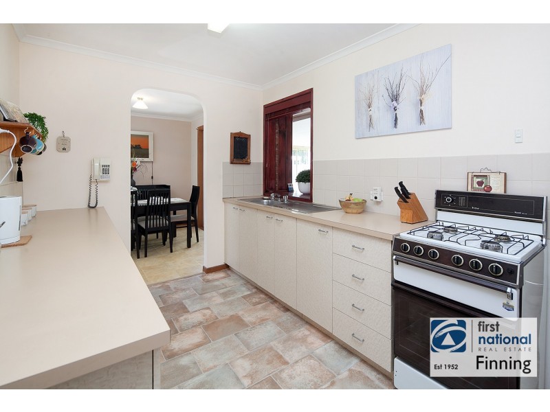 7 Denham Crescent, Cranbourne North VIC 3977