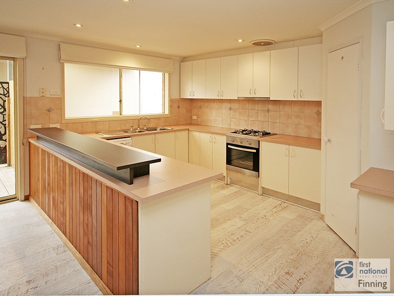 48 Miralie Way, Cranbourne West VIC 3977