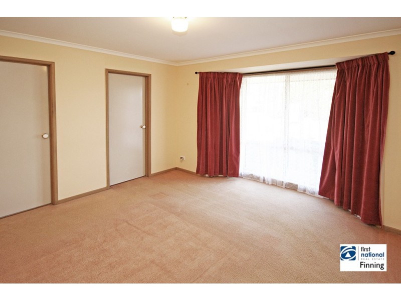 2 Dior Crt, Cranbourne West VIC 3977