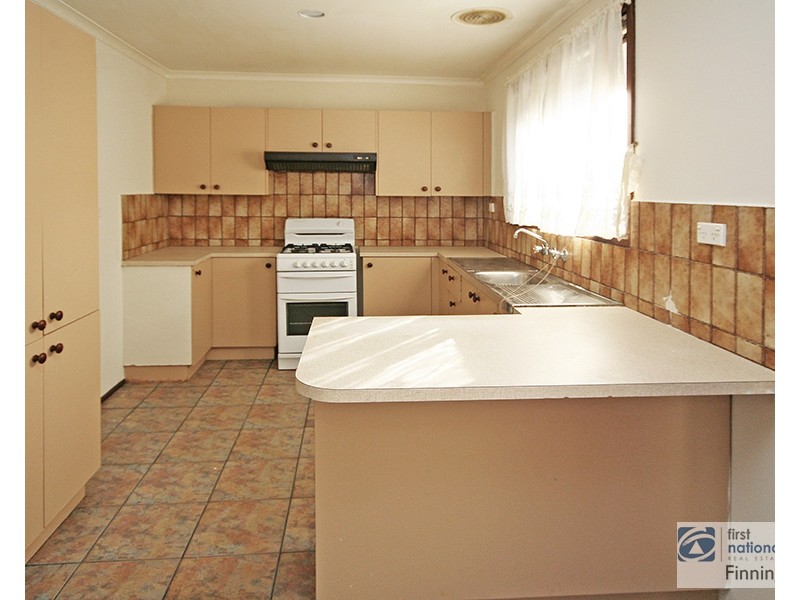 39 Fenfield Street, Cranbourne VIC 3977