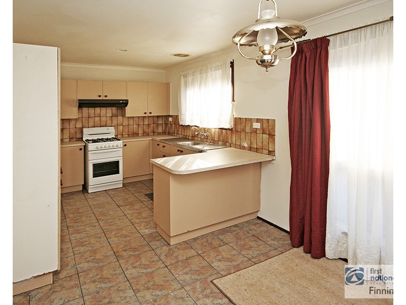 39 Fenfield Street, Cranbourne VIC 3977