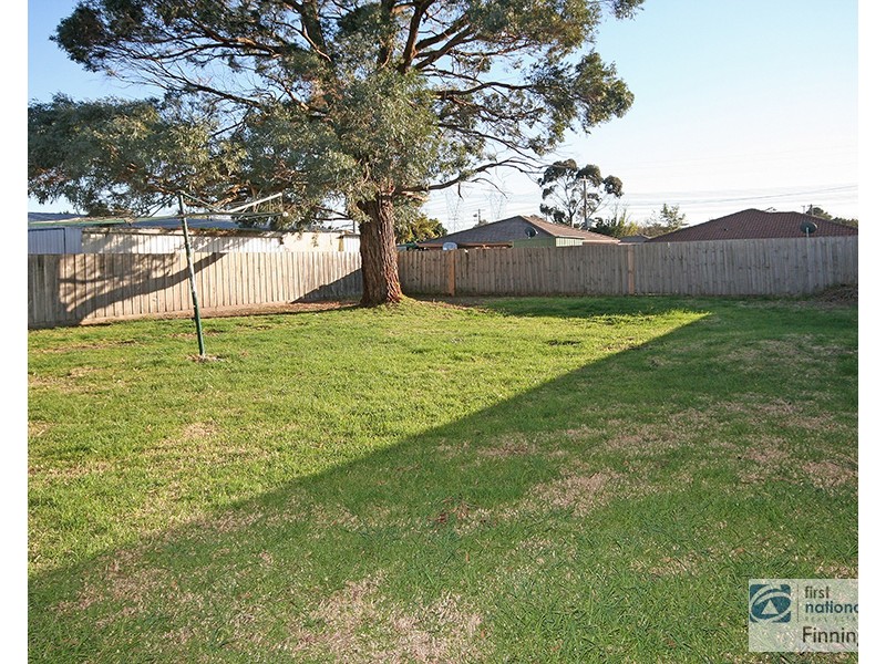 39 Fenfield Street, Cranbourne VIC 3977