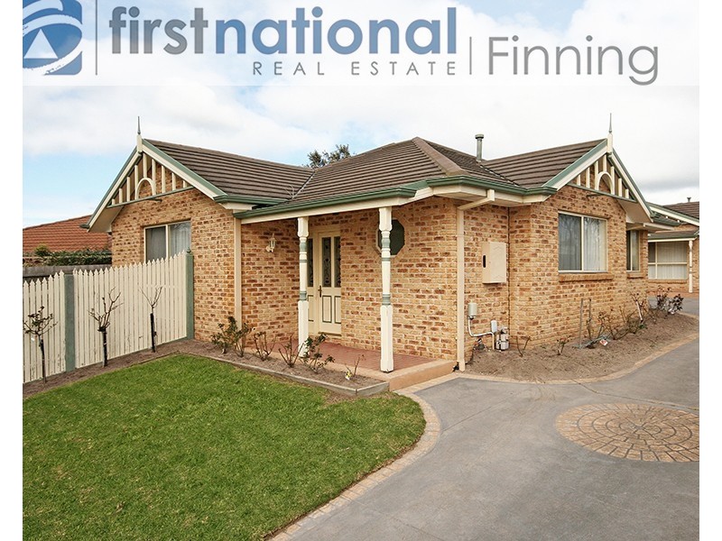 1/6 Lawson Close, Cranbourne VIC 3977