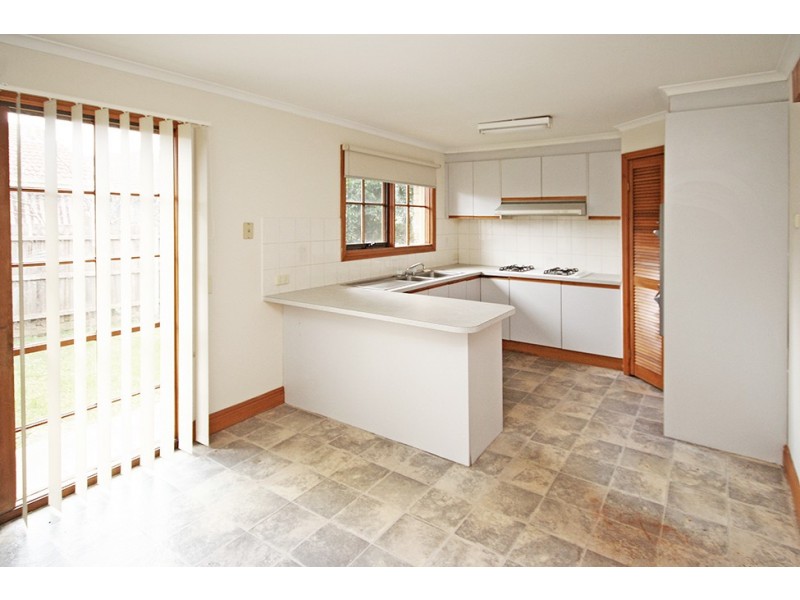 2/214 Sladen Street, Cranbourne VIC 3977