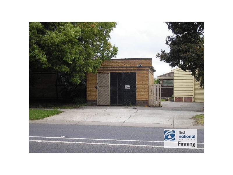 2/49 Bakewell Street, Cranbourne VIC 3977
