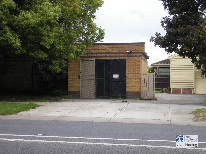 2/49 Bakewell Street, Cranbourne VIC 3977