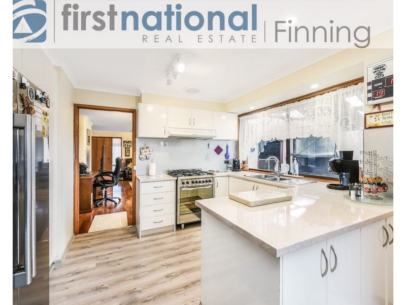 14 Chomley Street, Cranbourne VIC 3977