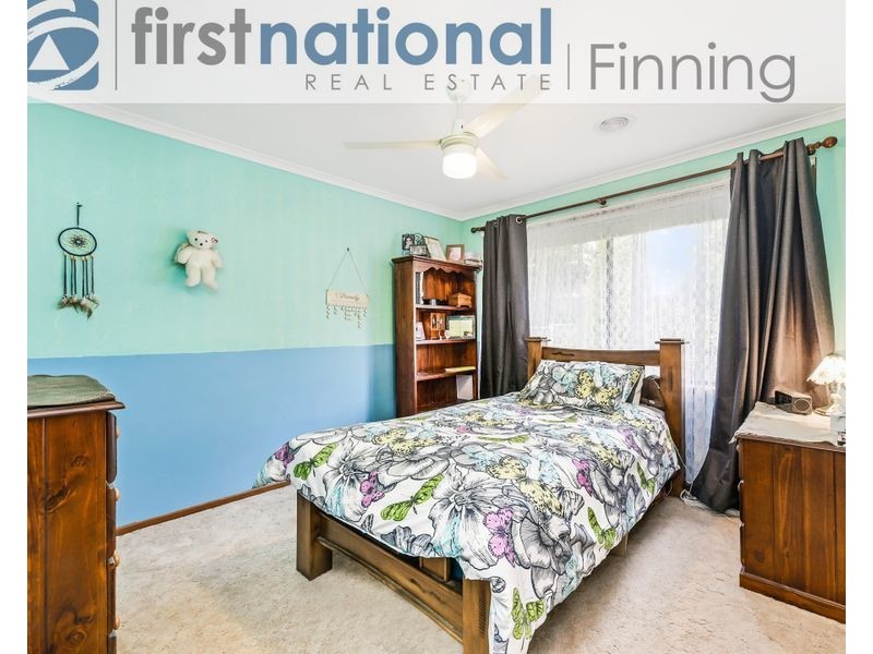 14 Chomley Street, Cranbourne VIC 3977