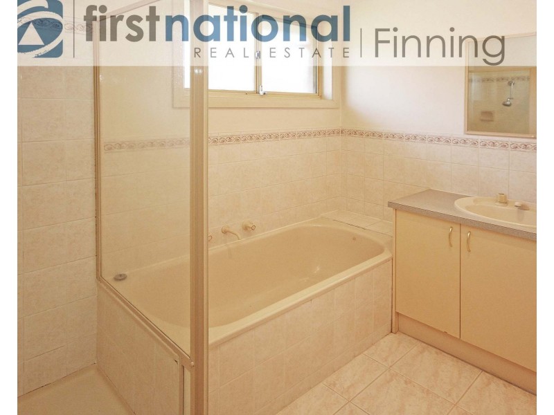 3/37 Lyall Street, Cranbourne VIC 3977