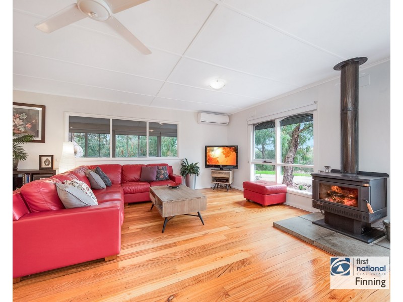 2 Edgewater, Warneet VIC 3980