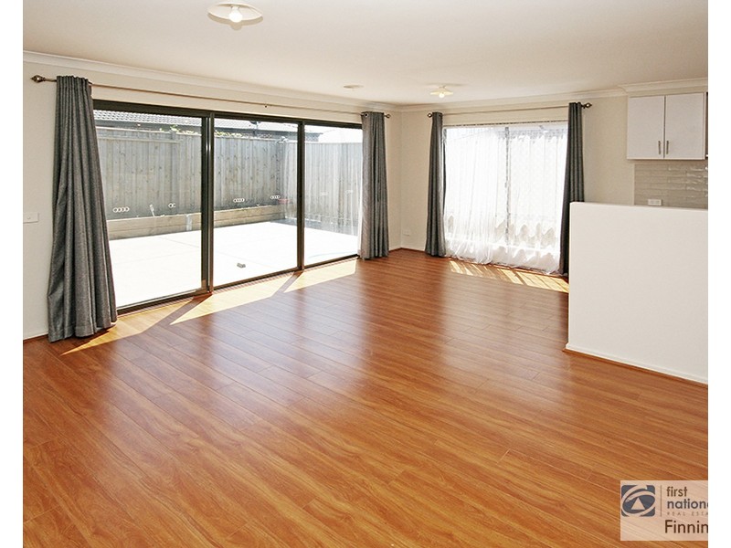 6 Trickett Street, Clyde VIC 3978