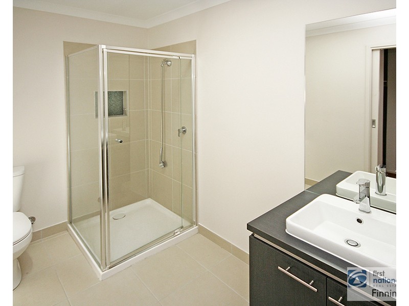 6 Trickett Street, Clyde VIC 3978