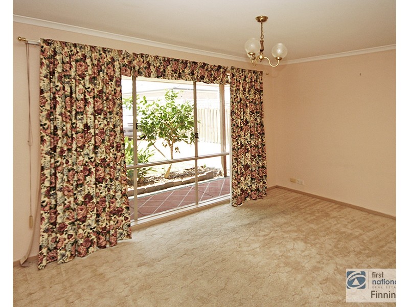 2/54 Cranbourne Drive, Cranbourne VIC 3977