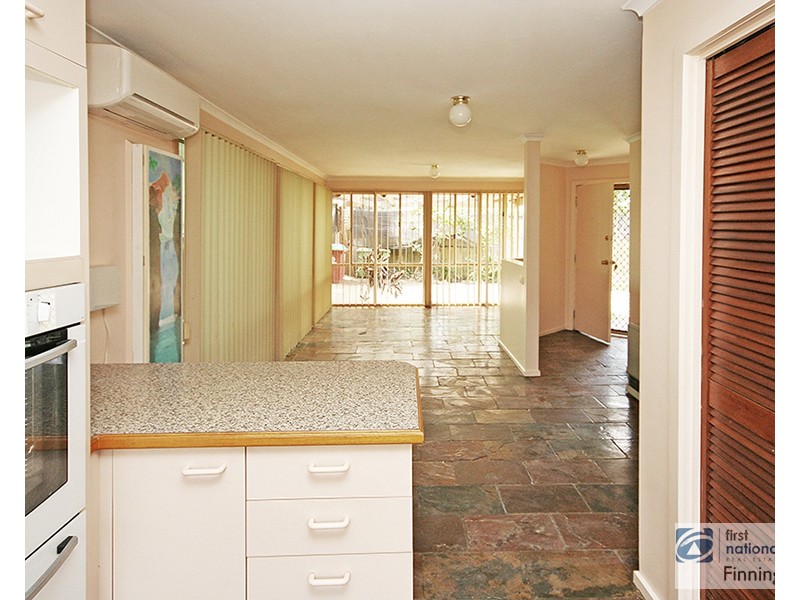 2/54 Cranbourne Drive, Cranbourne VIC 3977