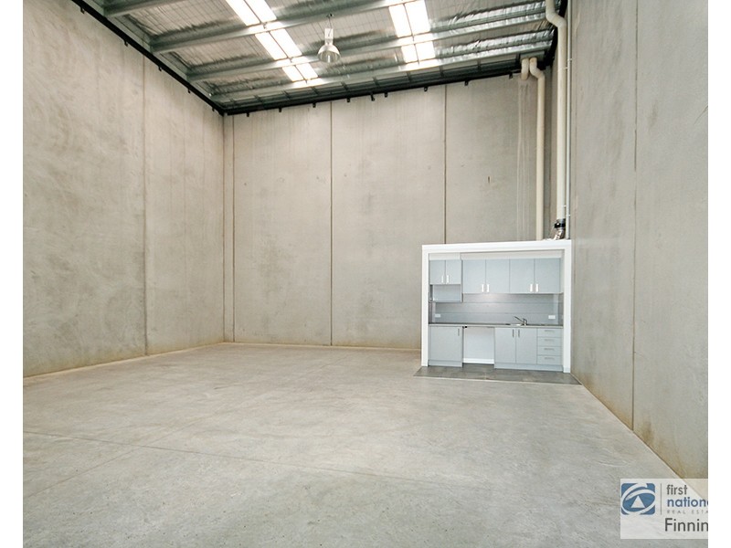 15/1-22 Corporate Drive, Cranbourne VIC 3977