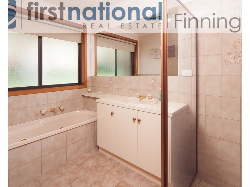 Cranbourne North VIC 3977