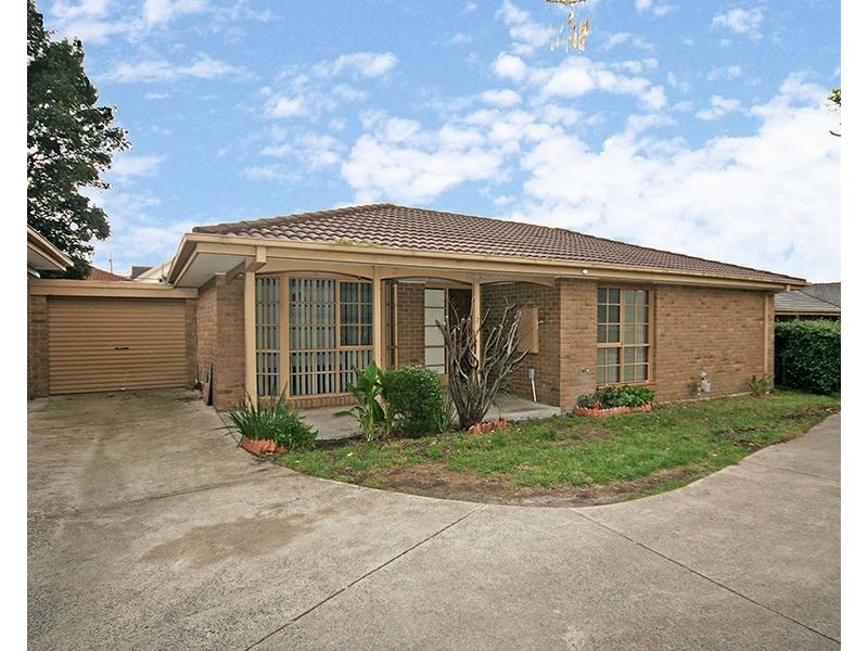 2/214 Sladen Street, Cranbourne VIC 3977