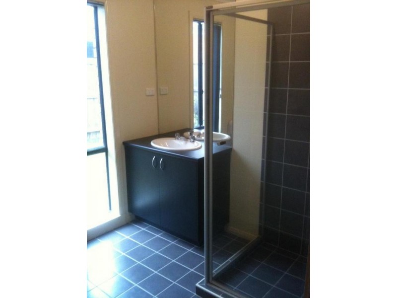 121 Aylmer Road, Lyndhurst VIC 3975