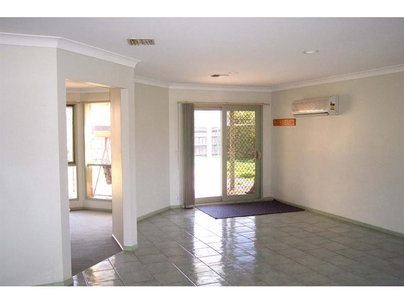 5 Kellett Street, Cranbourne North VIC 3977