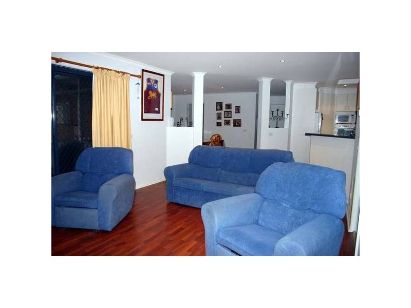 Cranbourne North VIC 3977