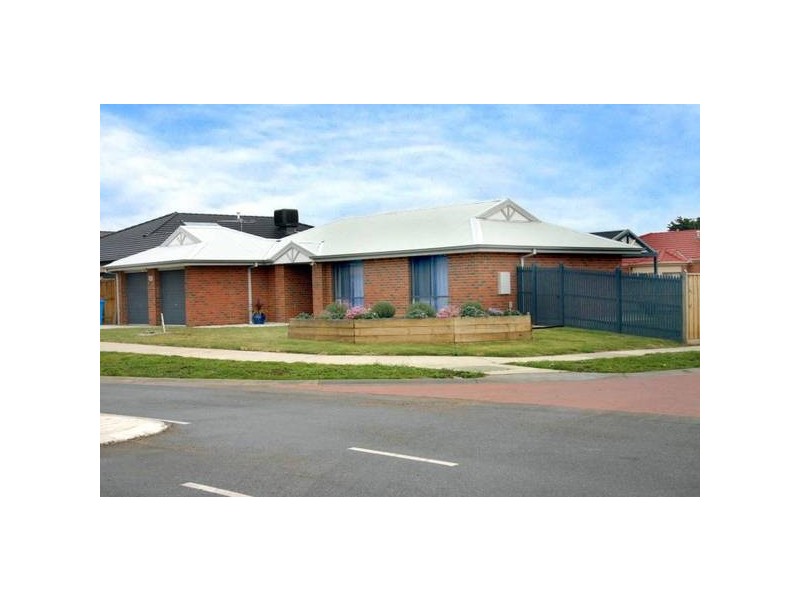 Cranbourne North VIC 3977