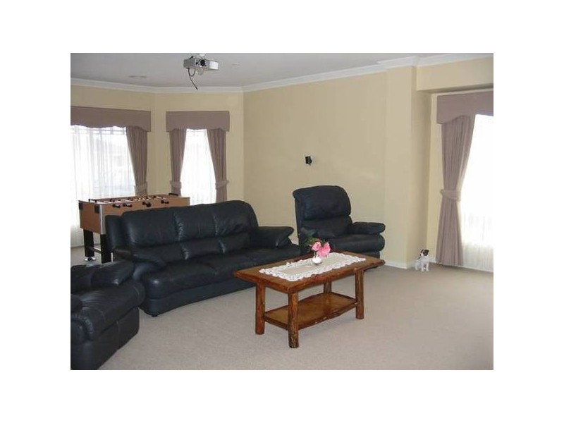 Cranbourne VIC 3977
