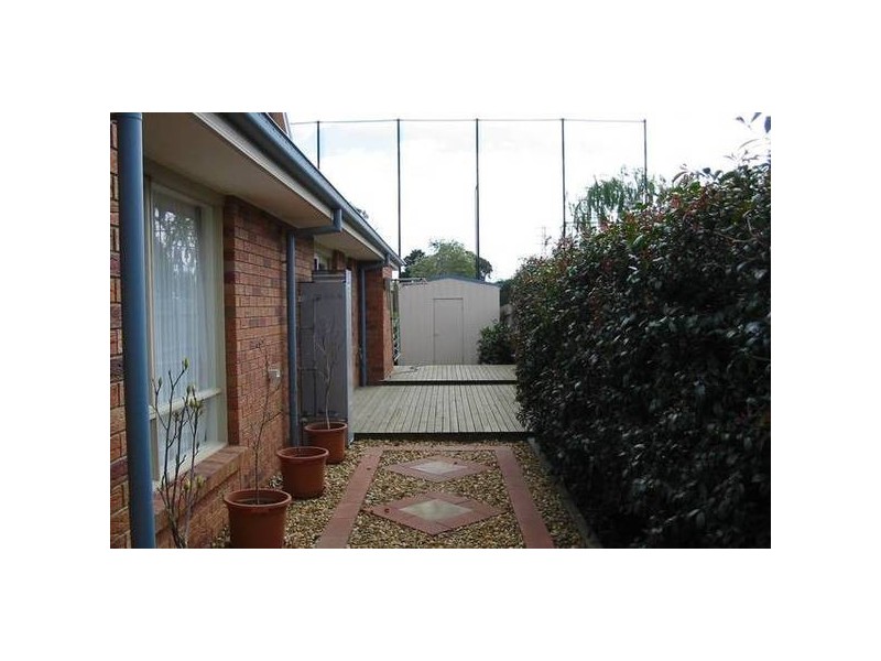Cranbourne VIC 3977