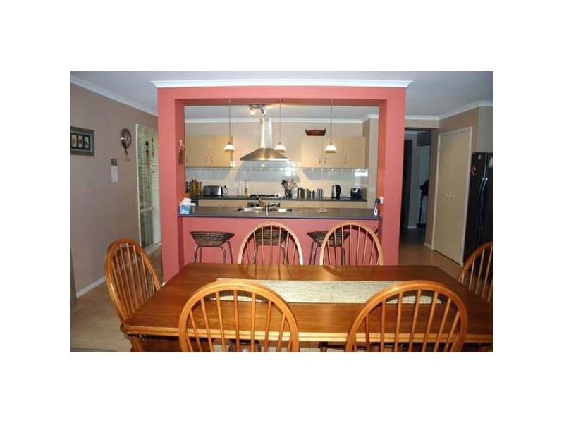 23 Hunt Club BOULEVARD, Cranbourne East VIC 3977