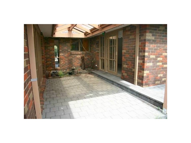 Junction Village VIC 3977