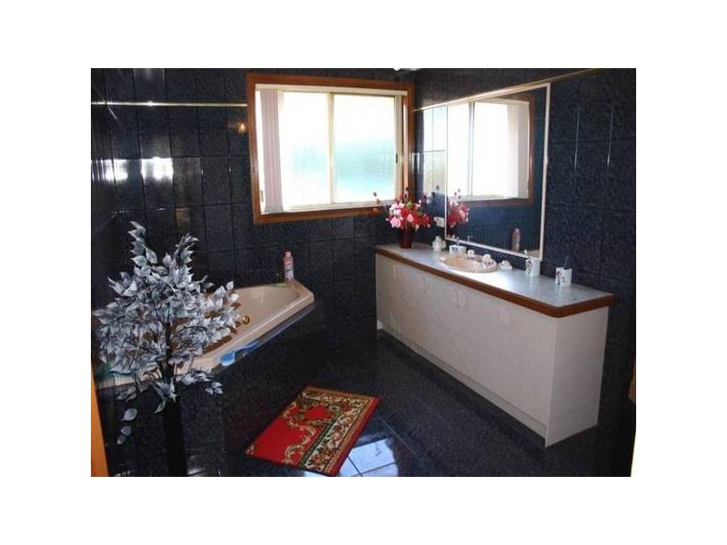 Cranbourne North VIC 3977